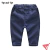 Denimbukse og vest med body under